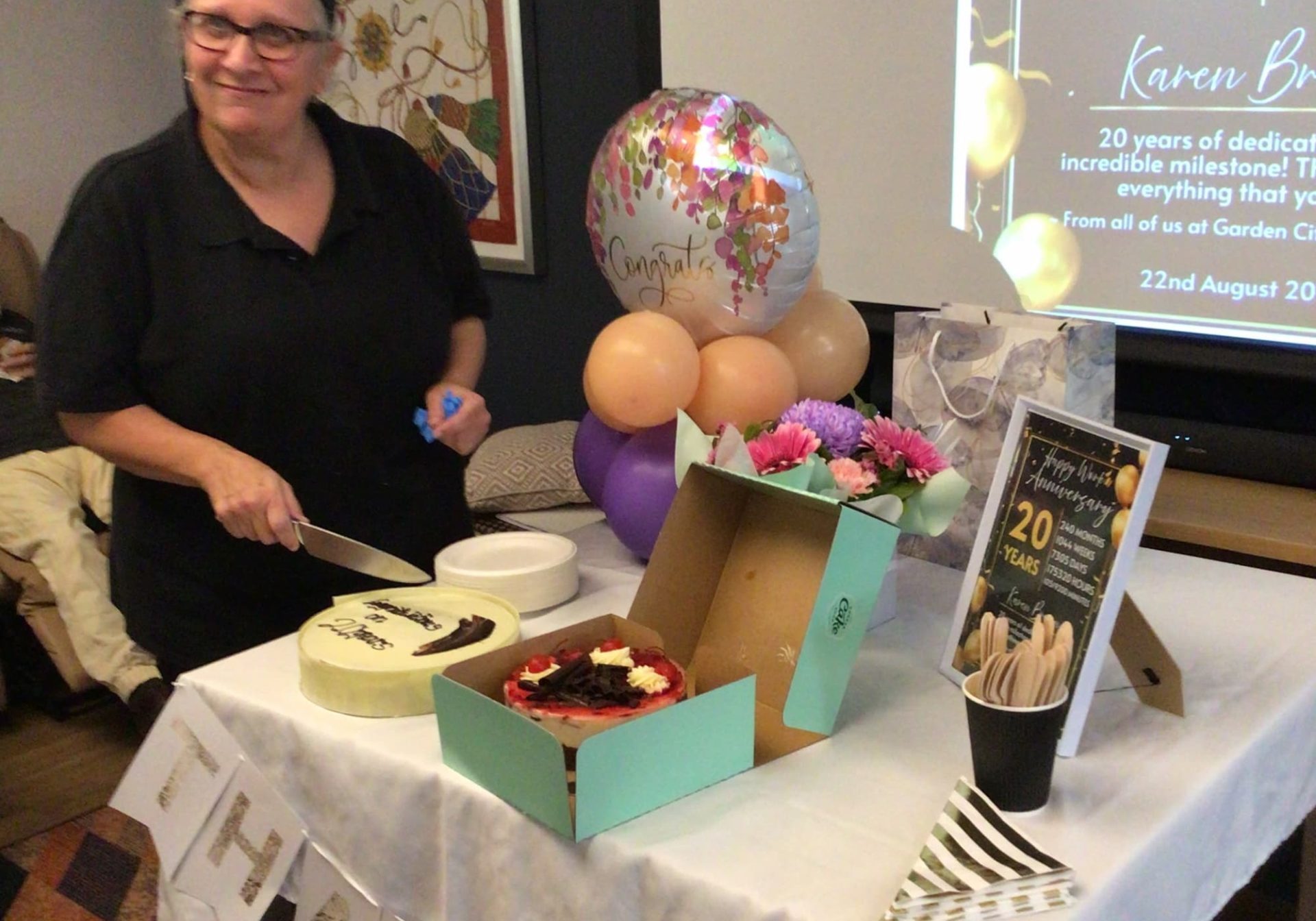 karen-brown-cutting-cake